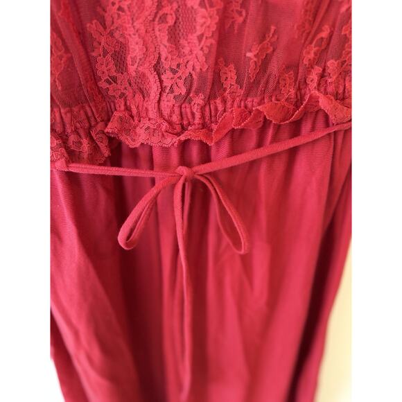 Vintage 1970’s Gilligan & O’Malley Red Lace Nightgown Maxi Dress Size Large - Picture 3 of 12